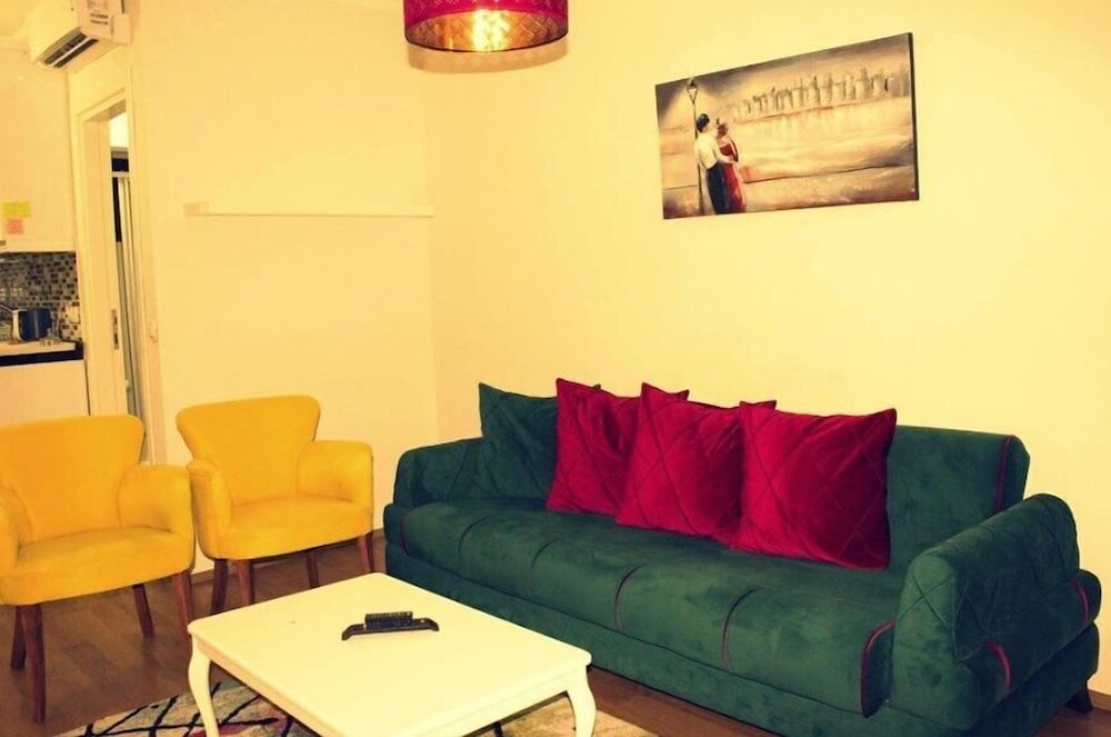 Apartment, 2 Bedrooms, Terrace photo 3