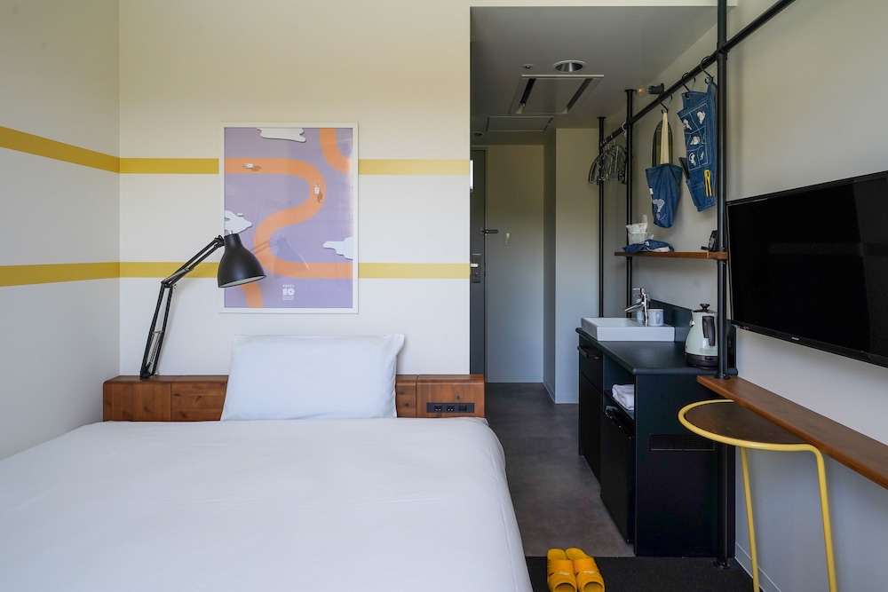 Economy Double Room, Non Smoking - Photo 2