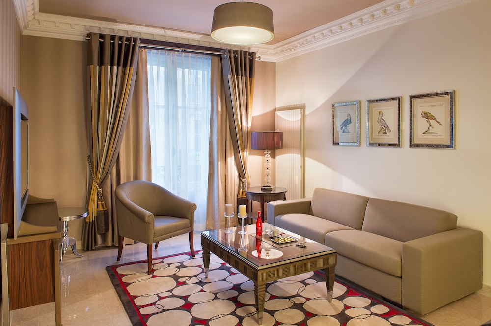 Executive Suite photo 2