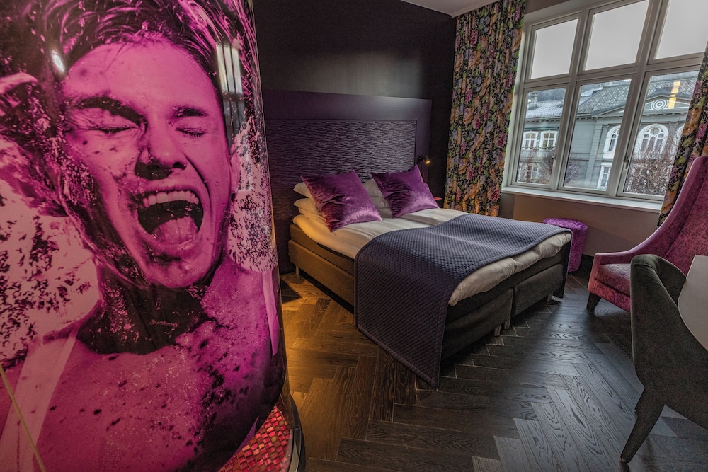 Superior Room, 1 Queen Bed