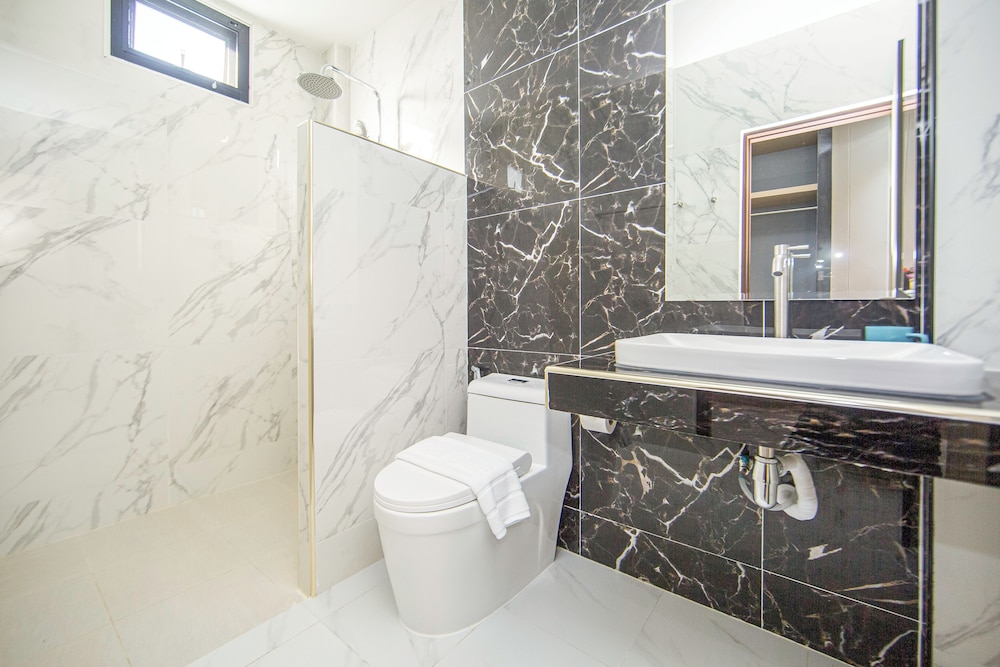 Deluxe Double Room - Photo 7