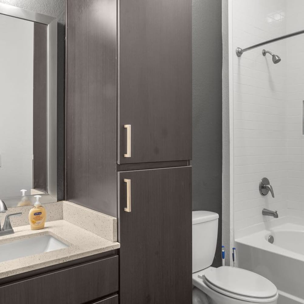 Modern 2BR Cozysuites on Town Lake Waterfront 03, Foto 41