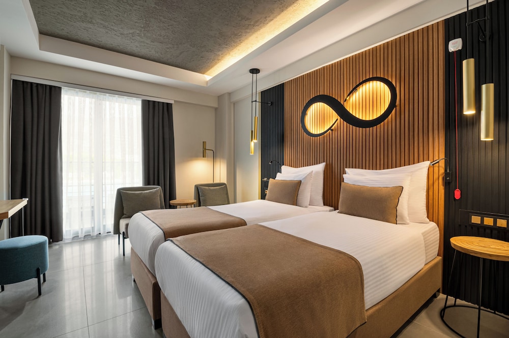 Standard Room, 2 Twin Beds - Photo 6