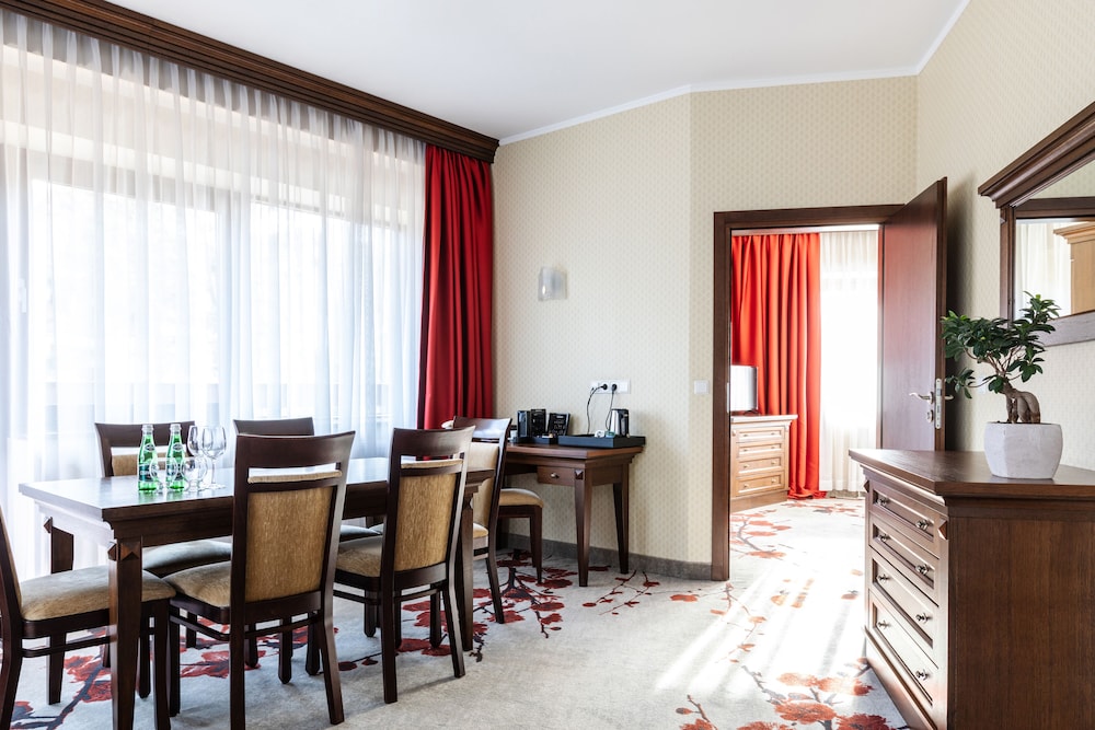 Presidential Apartment photo 2