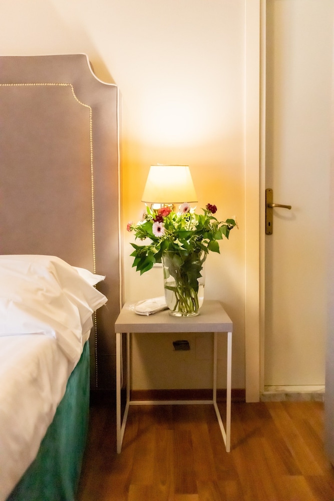 Classic Double Room - Photo 4