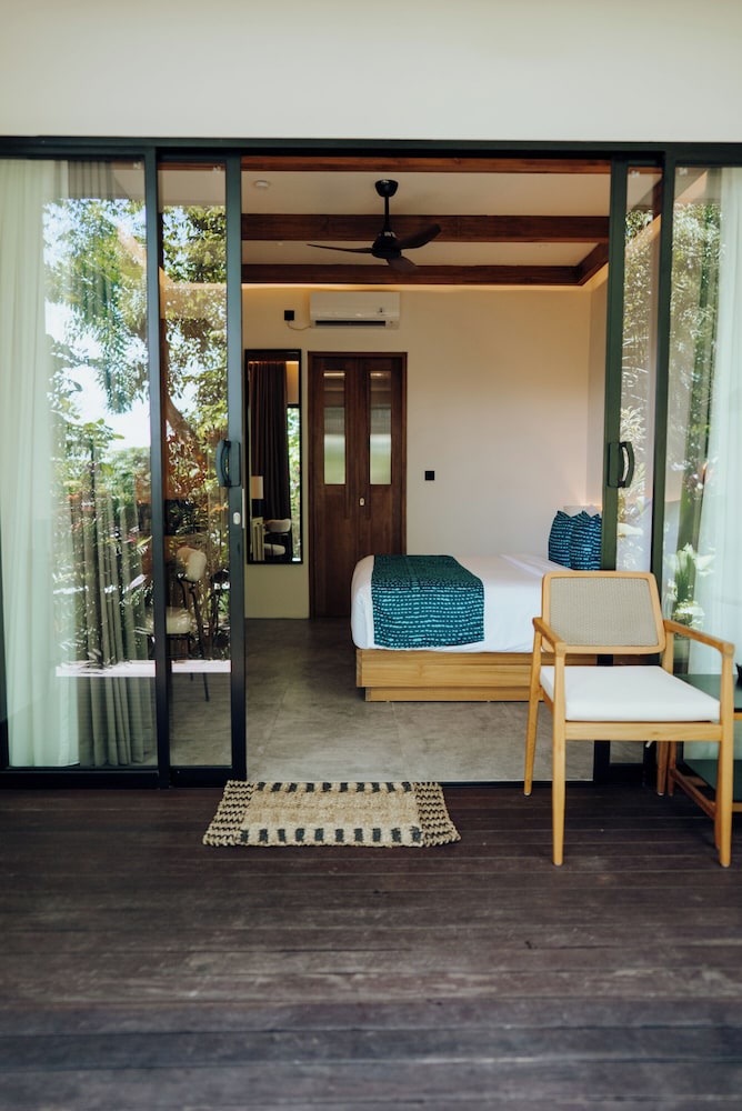 Room, Garden View - Photo 6