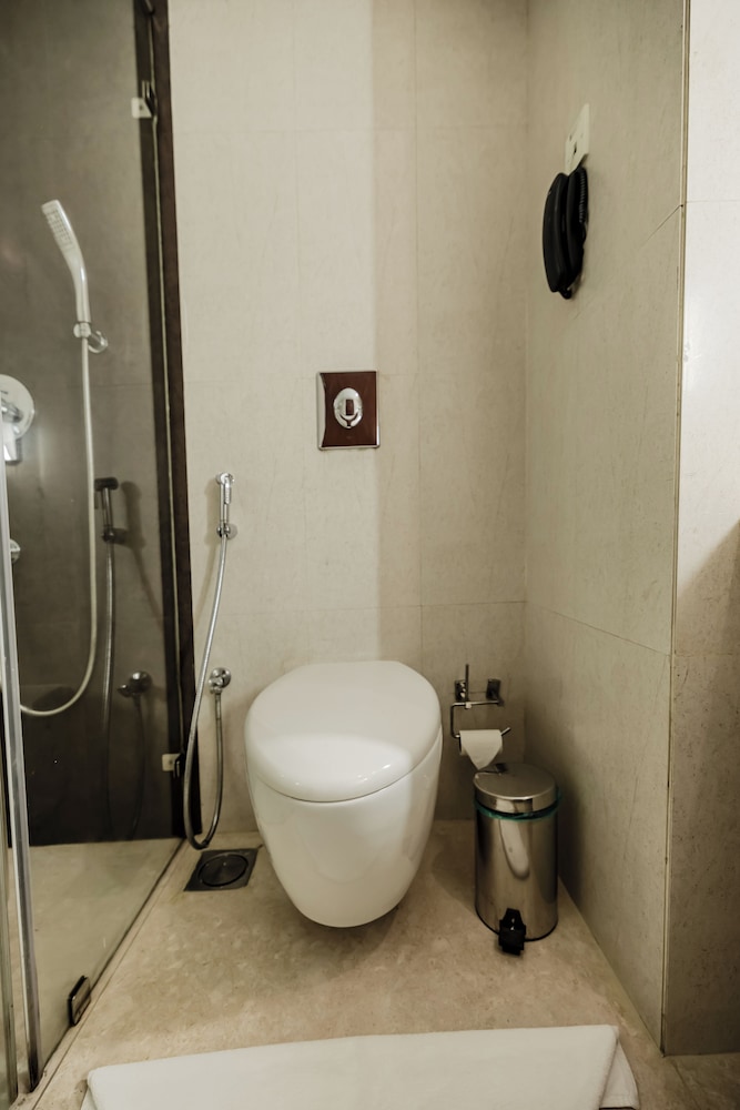Deluxe Double or Twin Room, Accessible, Non Smoking photo 3