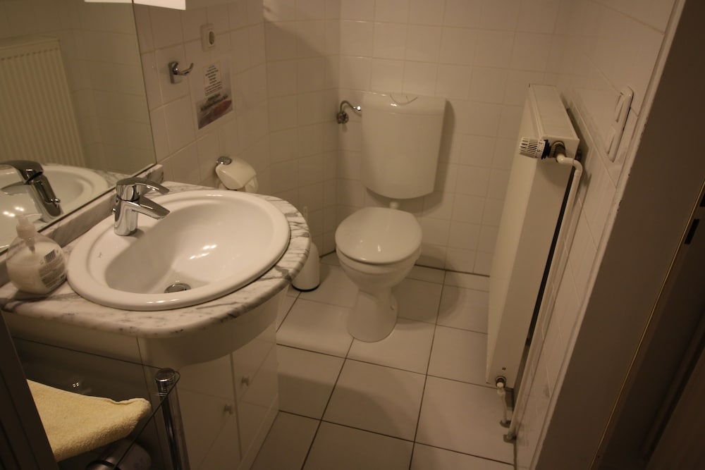 Apartment, 2 Bedrooms, Terrace photo 3