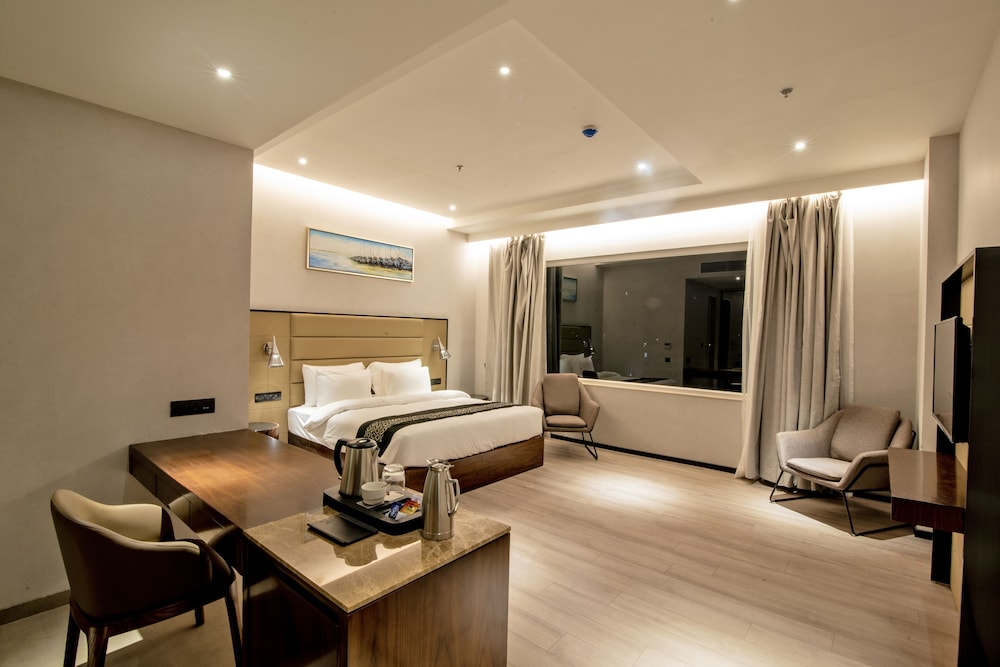 Executive Room - Photo 4