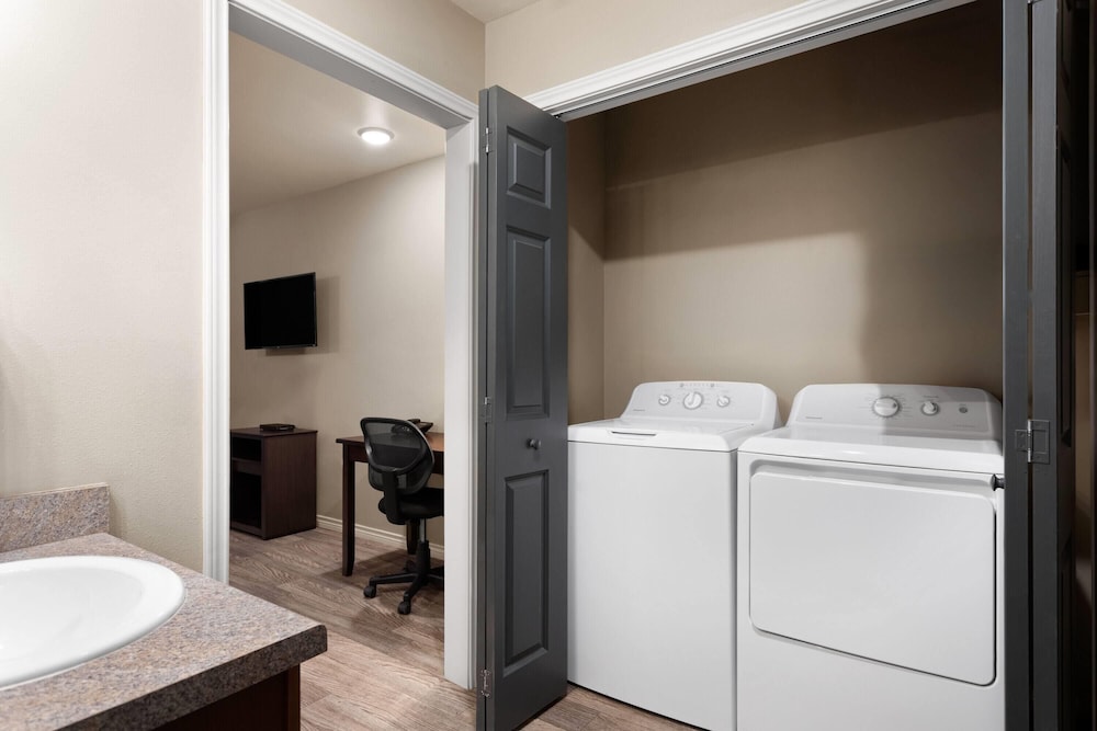 Suite, 1 Bedroom, Non Smoking - Photo 6