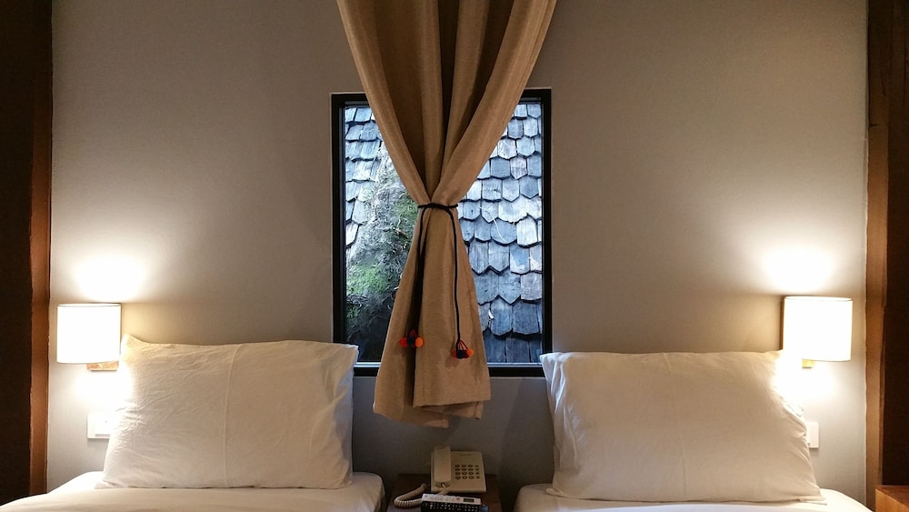 Deluxe Twin Room photo 3