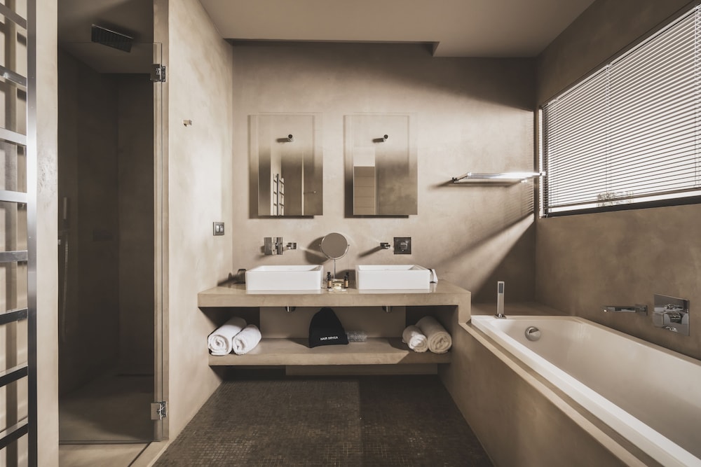 Suite Signature Saint-Estève, accès gratuit au spa photo