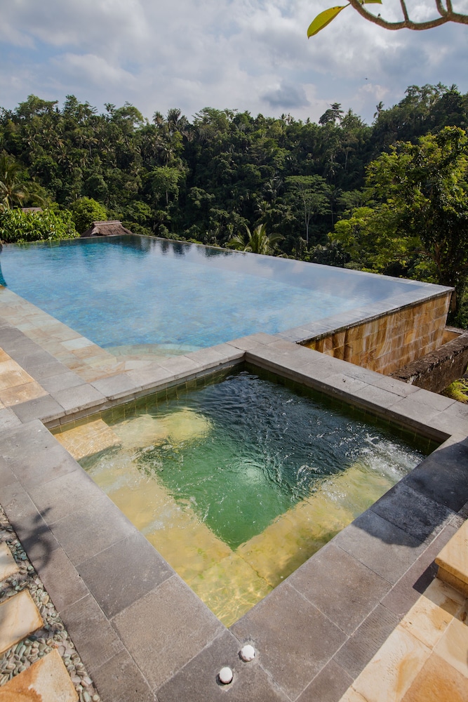 Maharani Two Bedroom Villa with Private Pool - Photo 13
