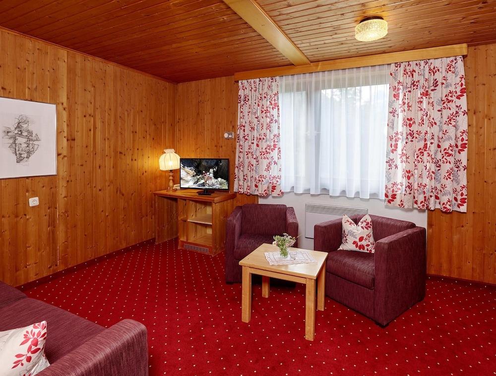 Suite photo 1
