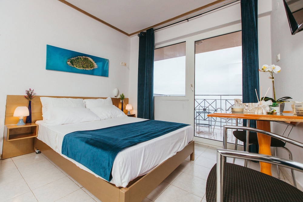 Luxury Room photo 2