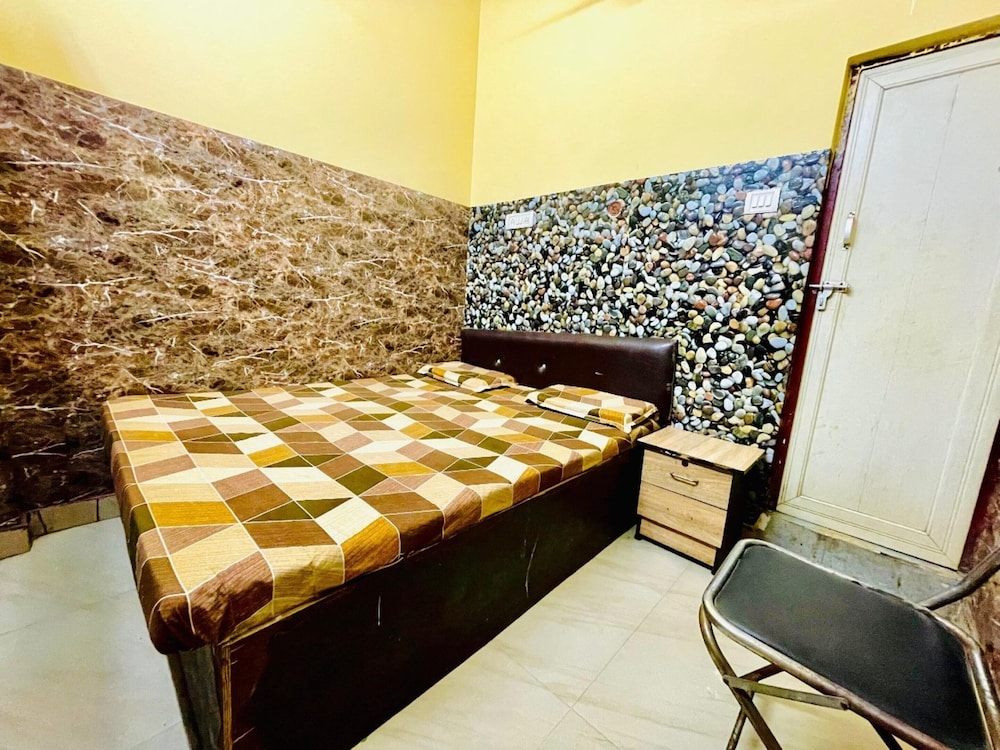 Standard Double Room, City View