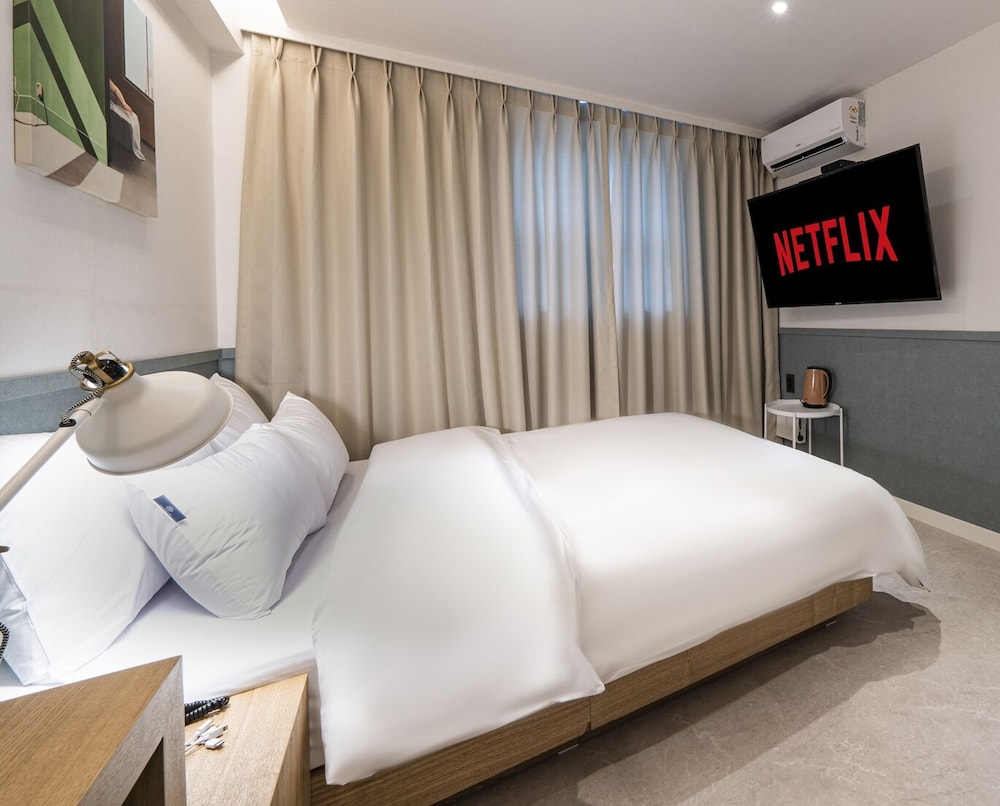 Standard Room - Photo 1