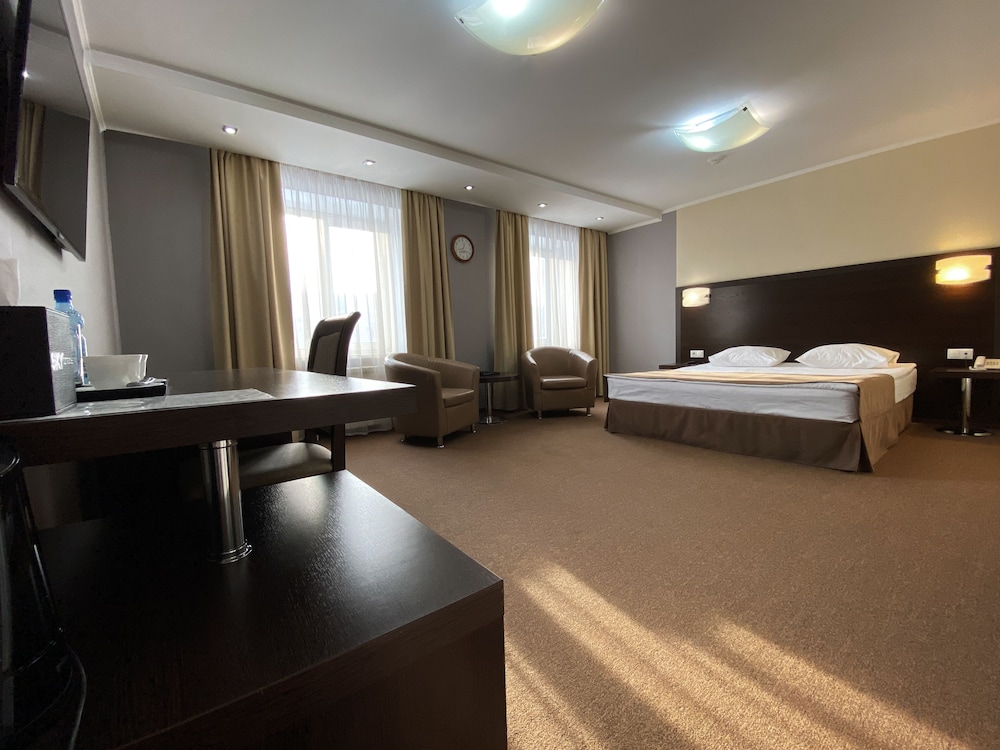 Business Studio Suite