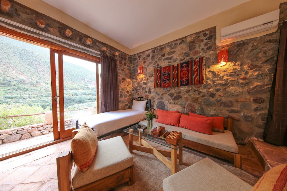 Junior Suite, 1 Bedroom, Mountain View, Ground Floor photo 2