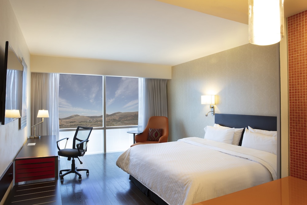 Superior Room, 1 King Bed - Photo 1