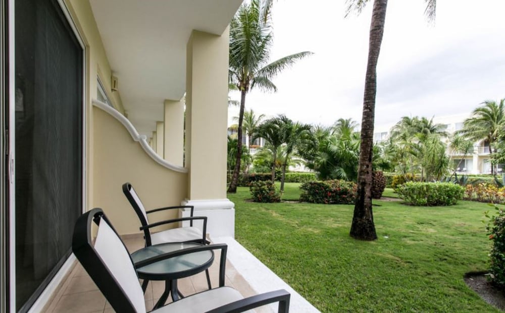 Junior Suite Garden View Double