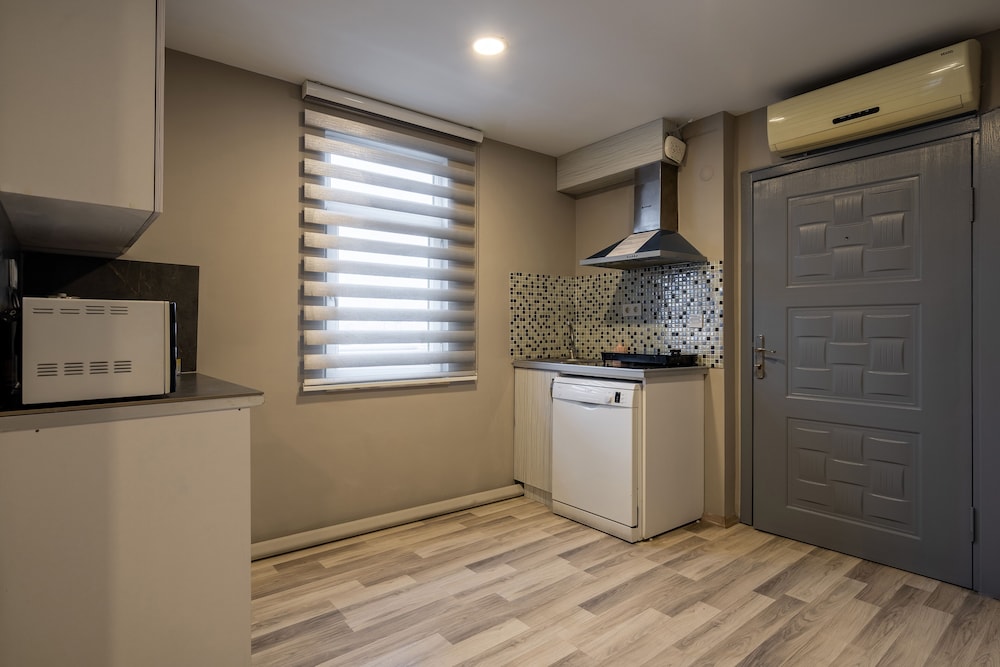Classic Condo, 1 Bedroom photo 3