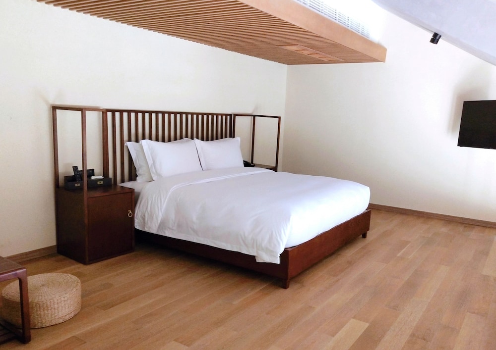 Deluxe Loft photo 2