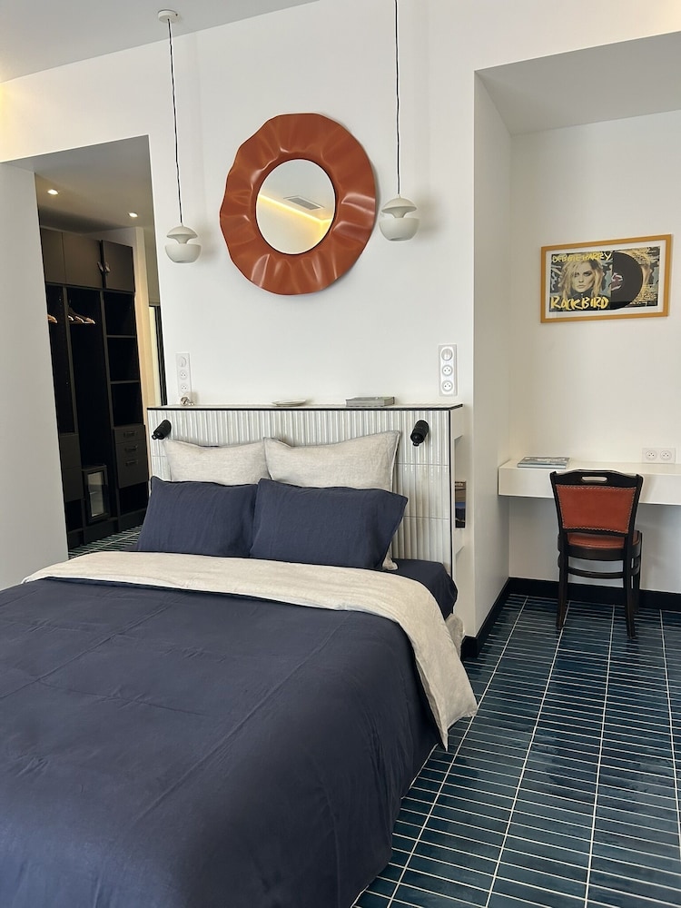 Superior Suite, Ensuite, Pool View photo 1