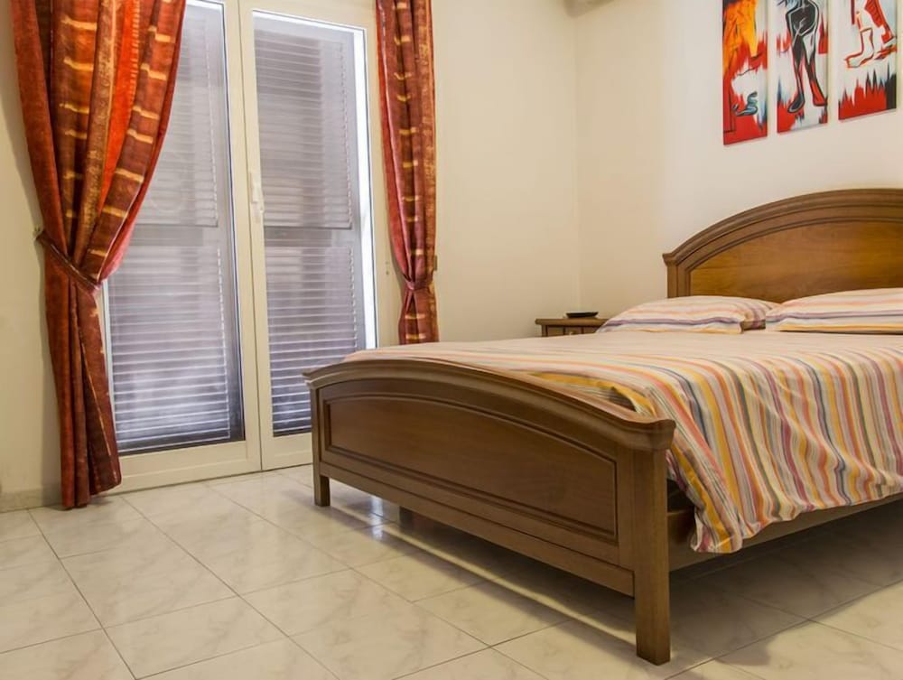 Double Room, Balcony