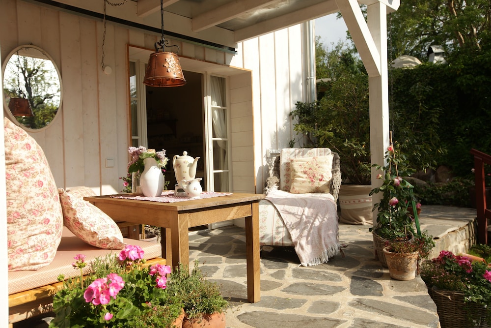 Romantic Suite, Private Bathroom, Garden View (Gartenlust ) photo 3