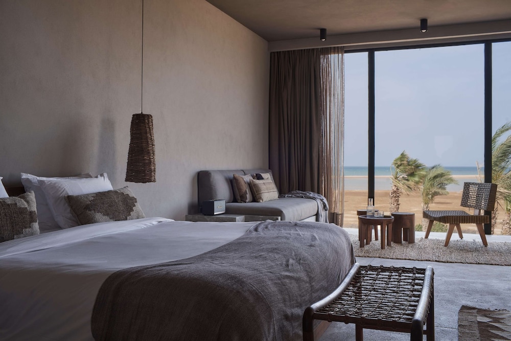 Premium King Terrace Sea View - Photo 3