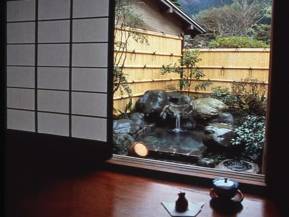 Class 2, Annex Building, Outdoor Bath (Run of the house / pictures are examples) photo 2