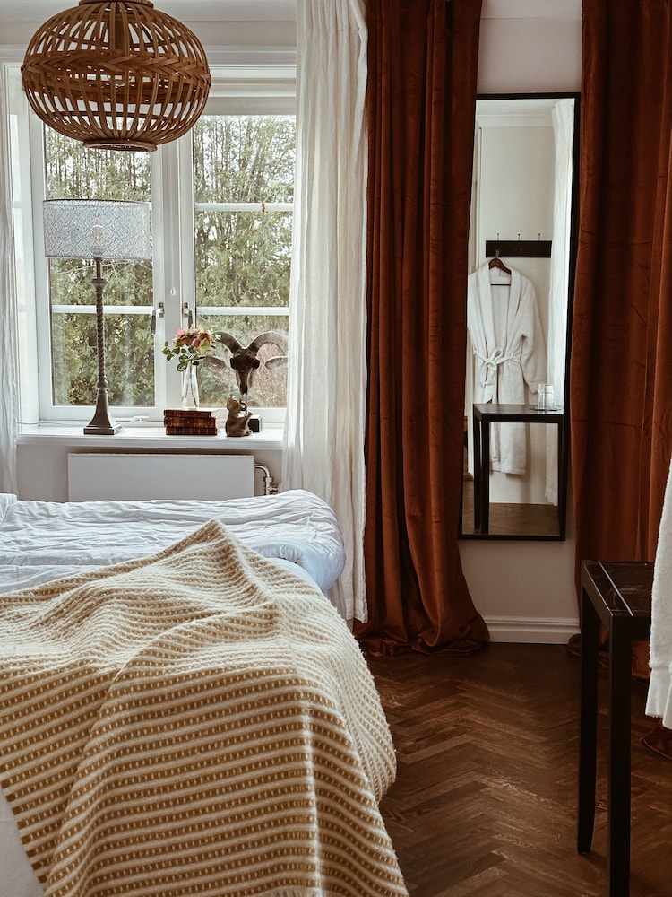 Classic Double Room - Room 1 photo 2
