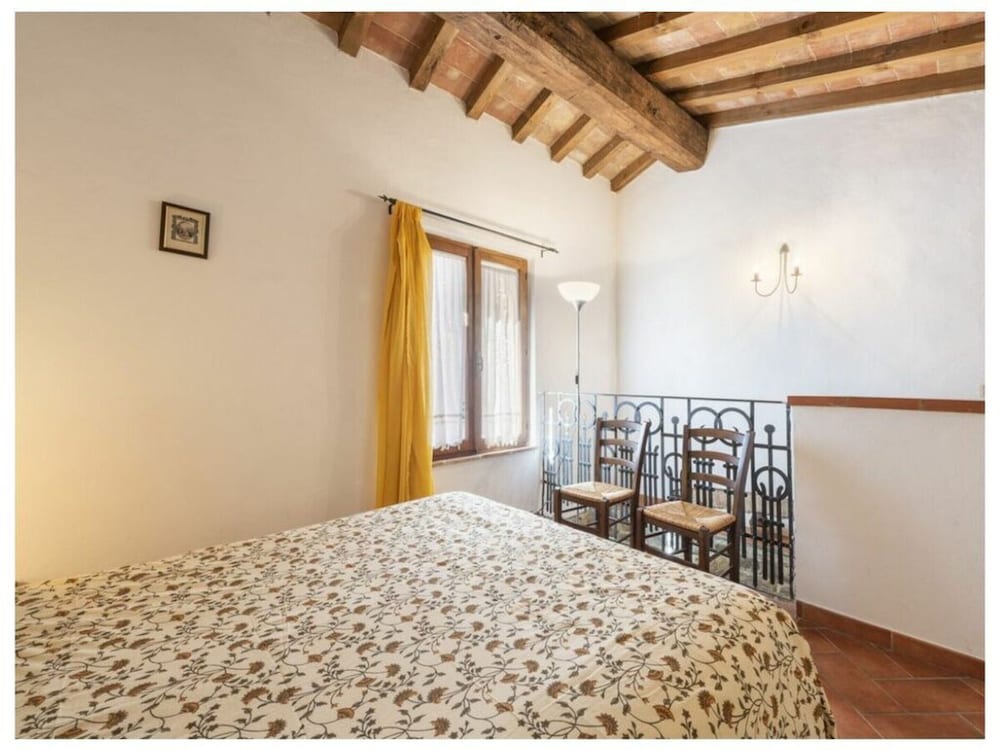Villa photo 1