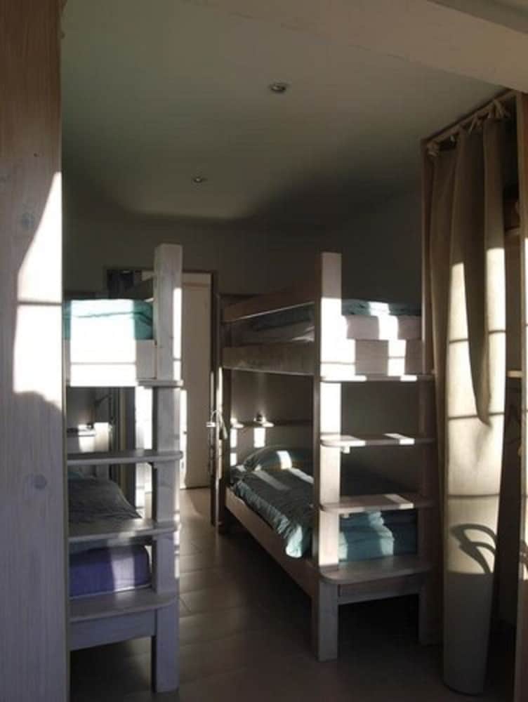 Family Room (Private External Bathroom) photo 1