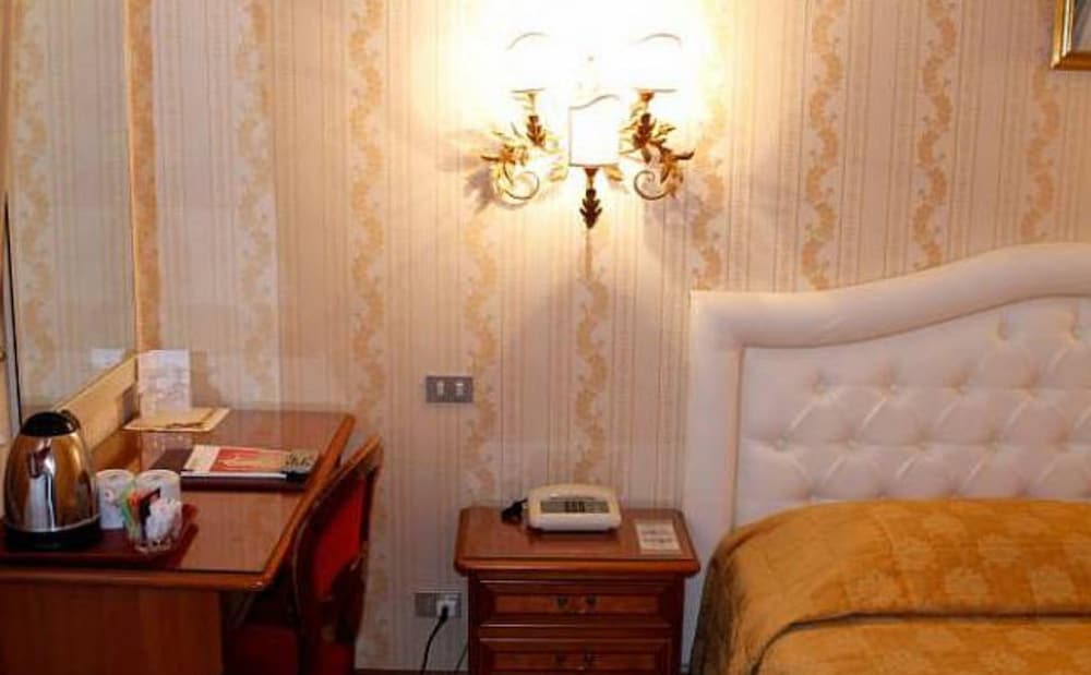 Quadruple Room photo 2