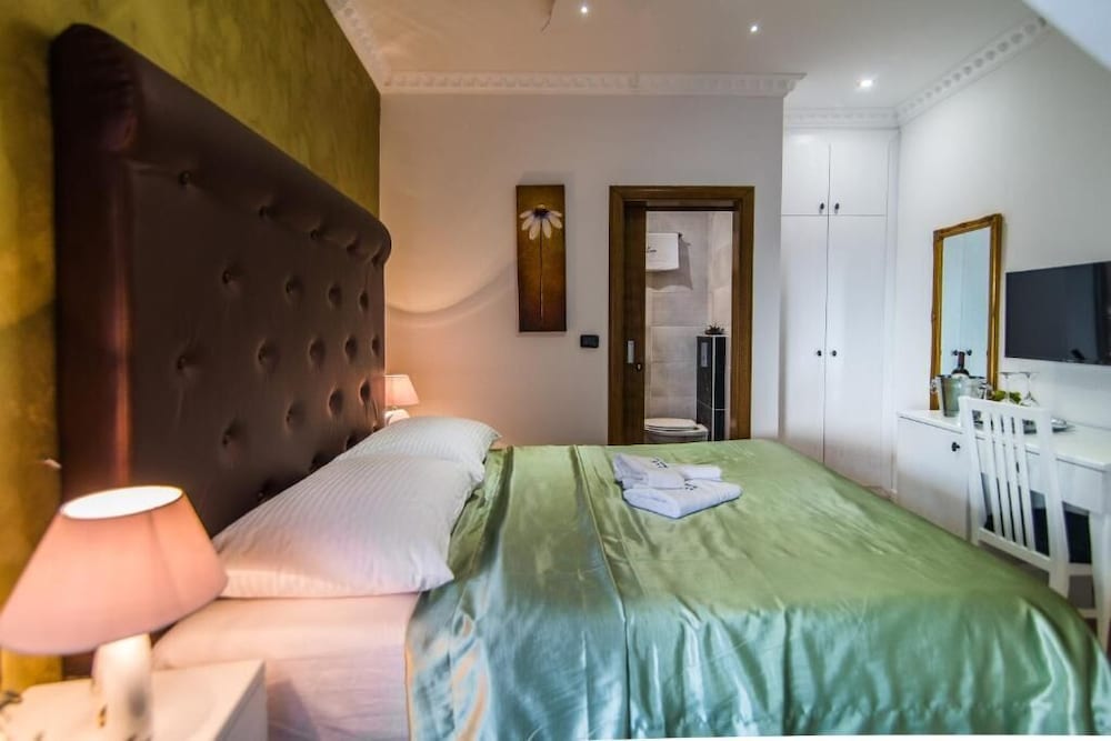 Classic Double or Twin Room