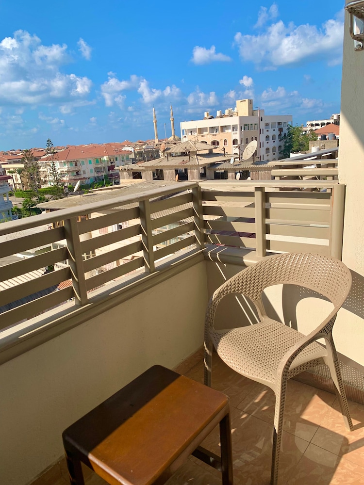 Deluxe Double or Twin Room, 1 Bedroom, City View photo 2