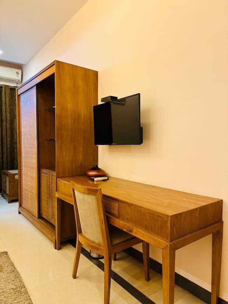Basic Single Room - Photo 4