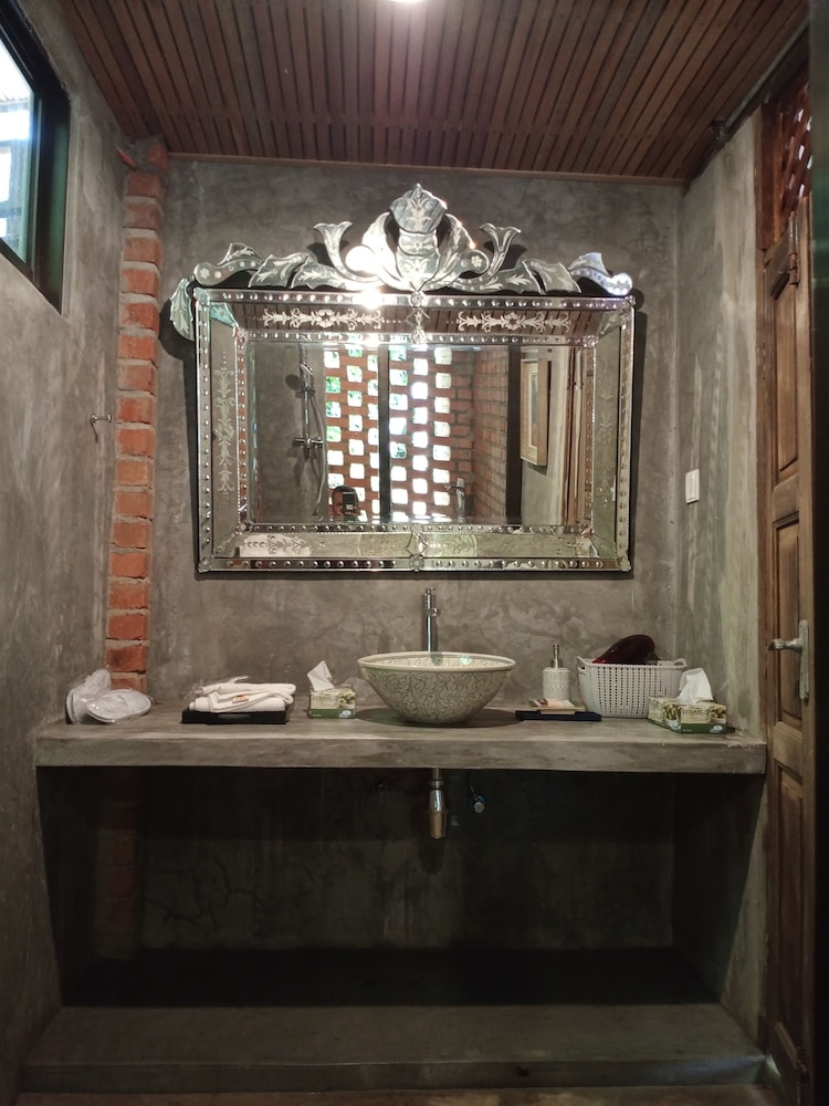 Classic House - Photo 8