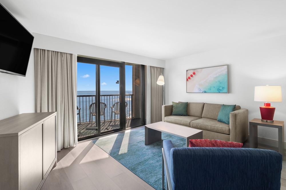 Mariner Oceanfront Deluxe Two Bedroom Condo - Photo 12