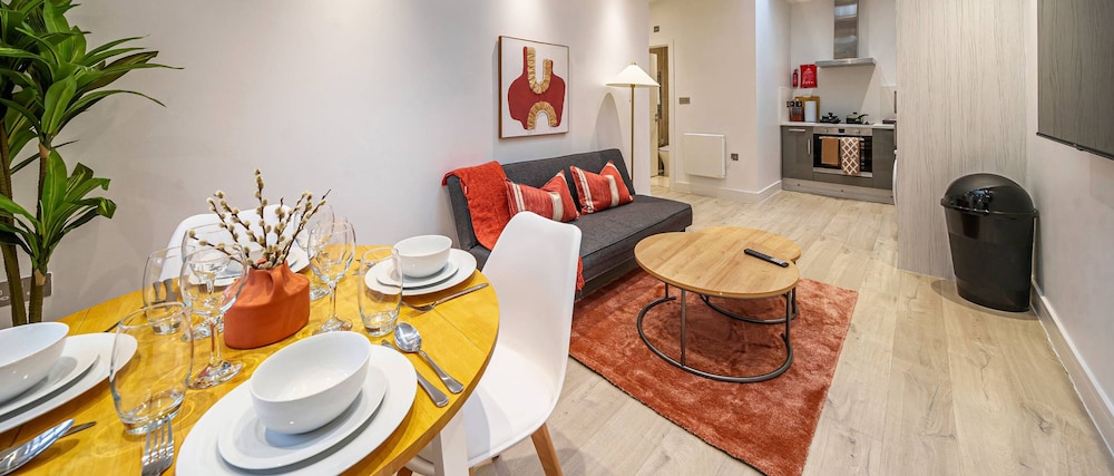 Deluxe Apartment, 1 Double Bed with Sofa bed photo 3