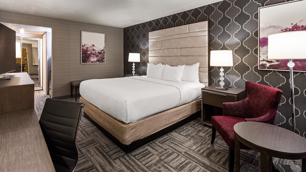 Standard Room, 1 King Bed - Photo 2