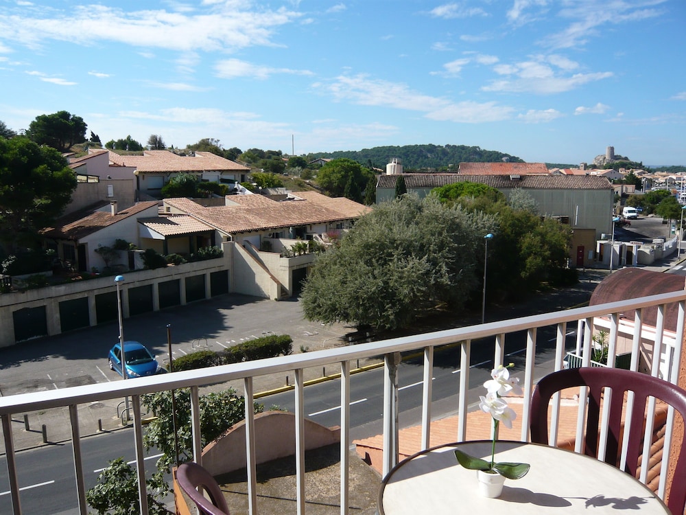 Standard Room, Balcony, City View photo 1