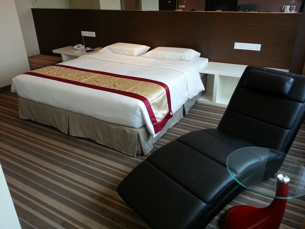 Executive Suite photo 3