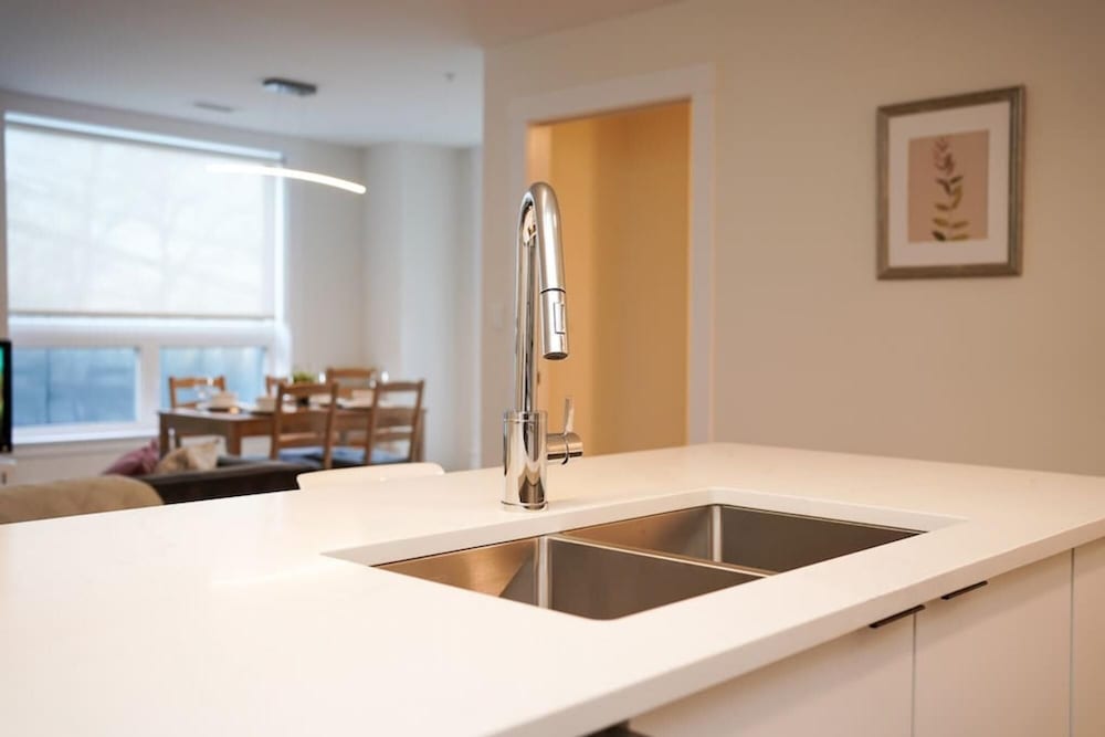 Luxurious Modern 2BR Condo Slps-5 Coffee AC Wifi, Billede 17