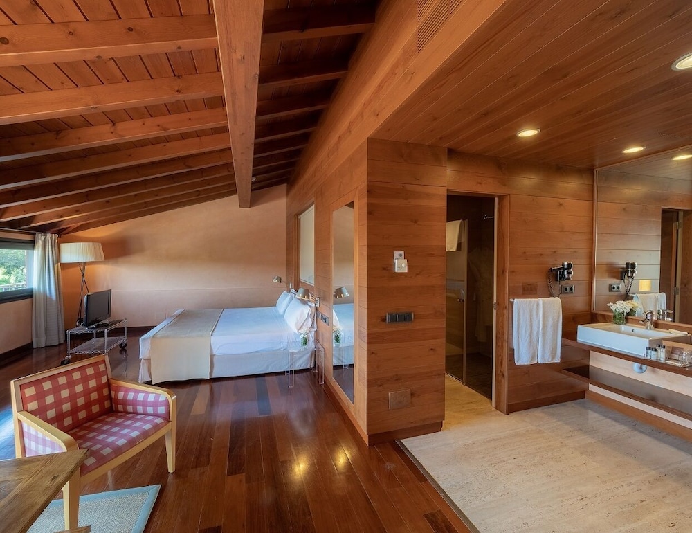 Family Studio Suite Family Studio Suite