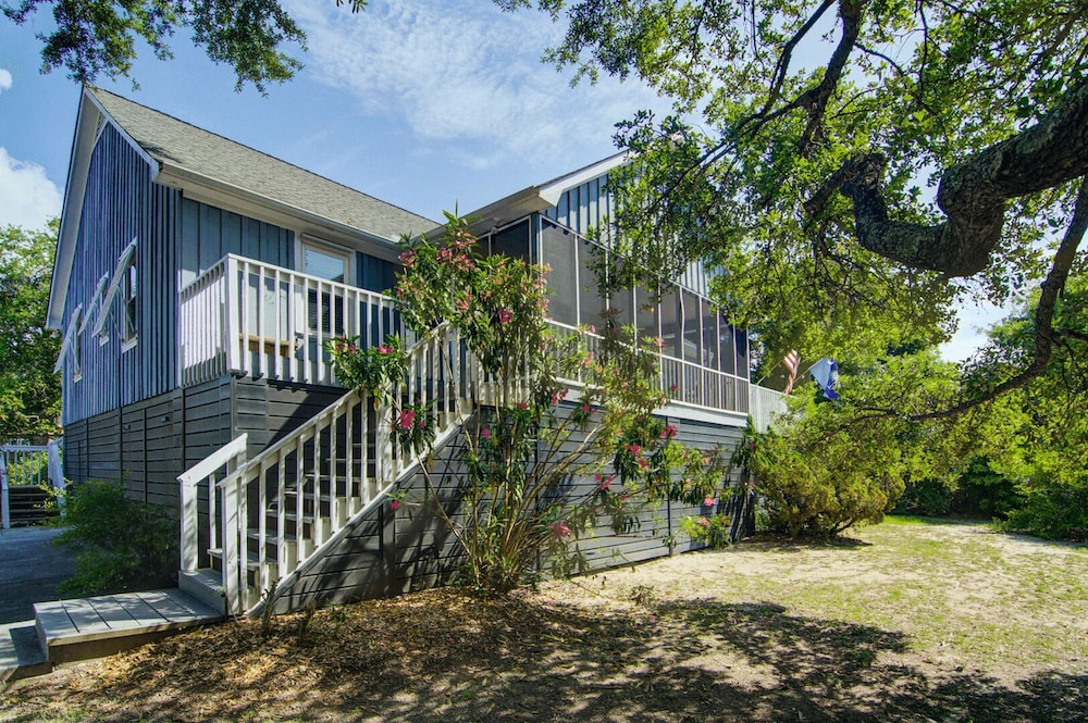House (4 Bedrooms) photo 1