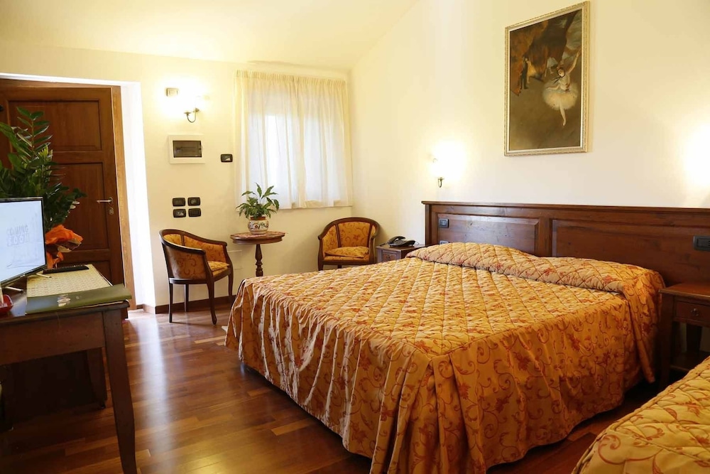 Triple Room photo 1