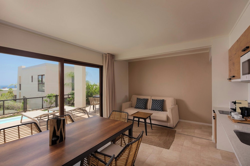 Villa, 2 Bedrooms, Resort View (Balcony) - Photo 3